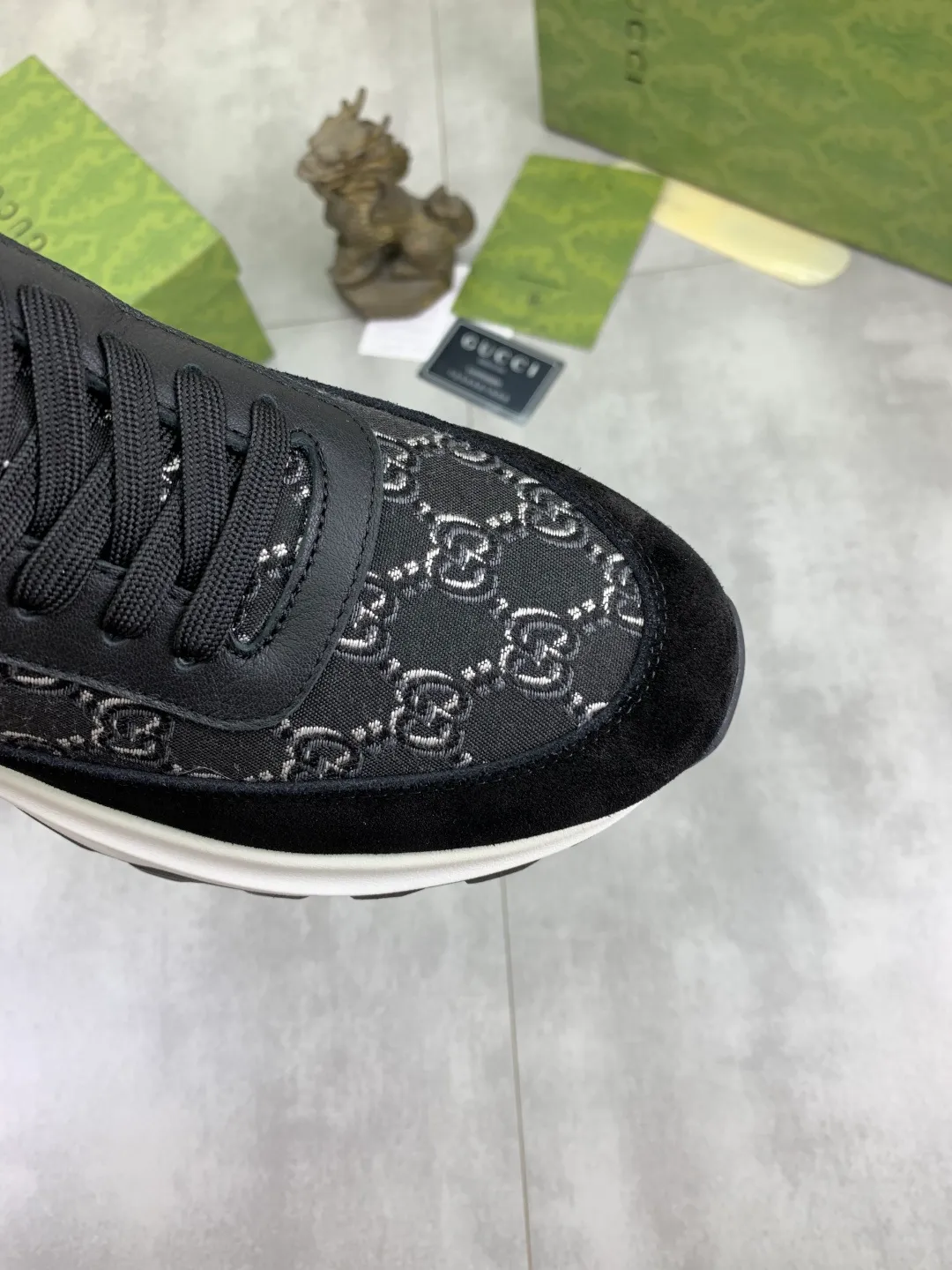 Men's shoes 💰P440💰[New model] (GUCCI) official website's latest 🎁🎁casual and fashionable men's shoes👟, hot style💥 style is simple and elegant, exclusive for trendy men. Unique official website's latest brand double G element 👑Gucci original style Decoration, fashionable and generous, made of original frosted calfskin ✅ fully imported first-layer pigskin lining, the official website specifies wear-resistant, lightweight original rubber casual outsole, classic model taken in real life 🎬38-44 (customized for 45) 4️⃣ colors available